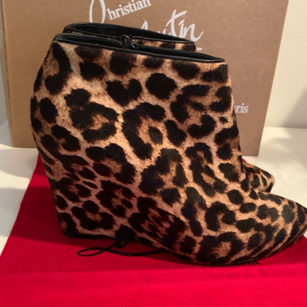Christian Louboutin Melisa Booty 85 Pony Leopard - Picture 3 of 6